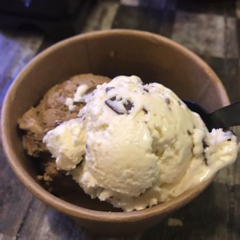 BomboBar - Stracciatella, coffee and toffee gelato - Desserts Near Me - Chicago, Illinois BomboBar - Stracciatella, coffee and toffee gelato - Desserts Near Me - Chicago, Illinois