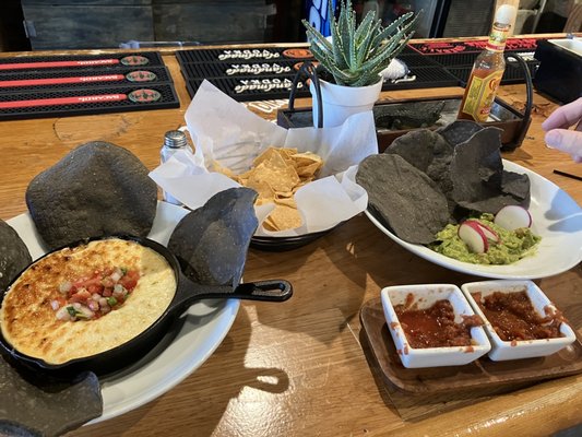 Carlos & Harley's Fresh-Mex and Bar by null