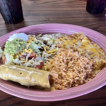 Robles Mexican Restaurant - Combo #10 - Mexican Near Me - Centerville, Texas