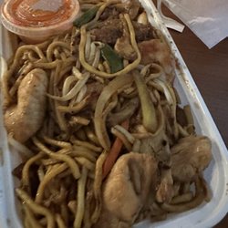 New China Wok - Chef Special Noodle - Combination
