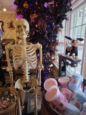 Ye Olde Pepper Companie by null