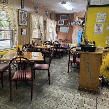 Harriette's Restaurant - Breakfast & Brunch Near Me - Key Largo, Florida Harriette's Restaurant - Breakfast & Brunch Near Me - Key Largo, Florida