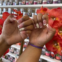 Top Nails and Spa