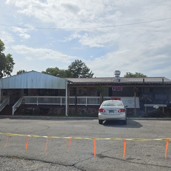 Whiskey Throttle BBQ - Barbeque Near Me - Jasper, Tennessee