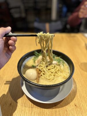 Ryus Noodle Bar by null