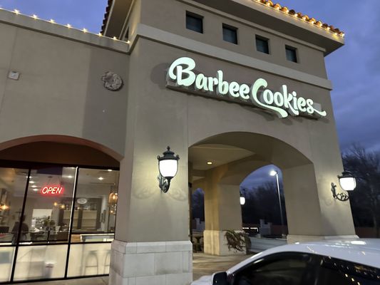 Barbee Cookies by null