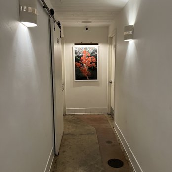 Fig Tree - Restrooms at end of hall - Cafes Near Me - Los Angeles, California Fig Tree - Restrooms at end of hall - Cafes Near Me - Los Angeles, California