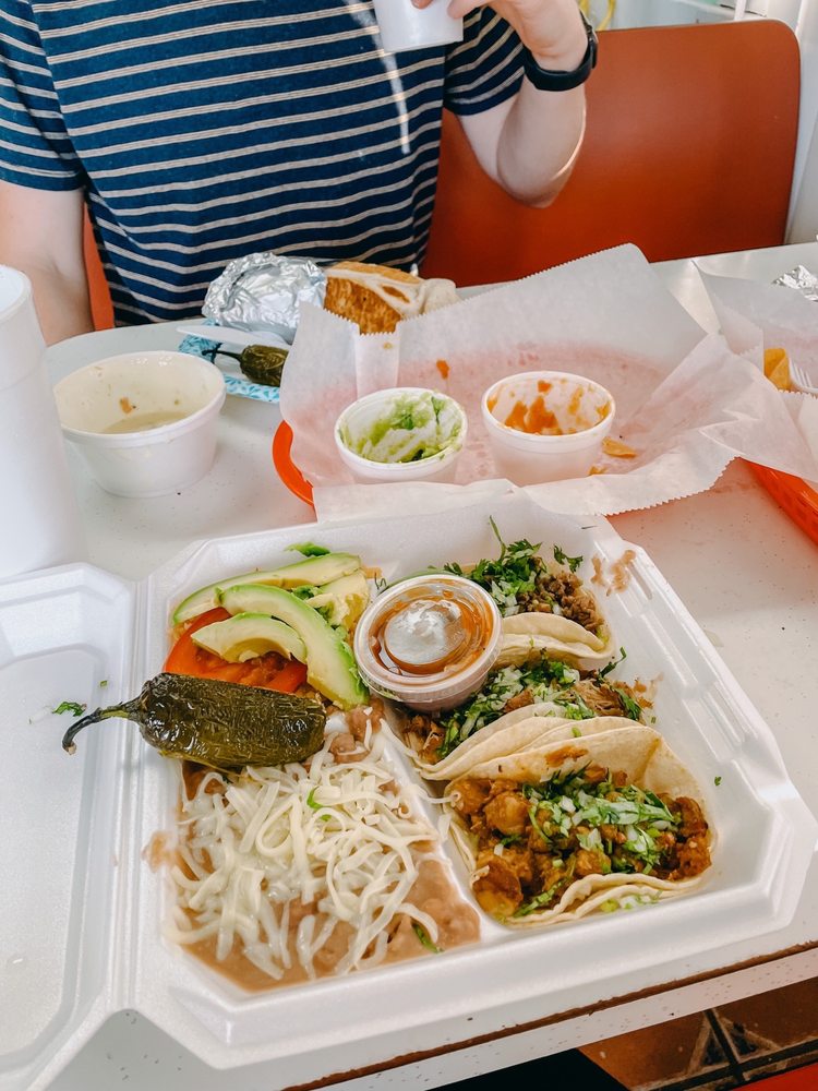 Food from Tacos Don Francisco