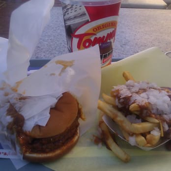 Original Tommy's - Combo #2 - Cheeseburger, Chili Cheese Onion Fries & Large Drink - Burgers Near Me - Burbank, California
