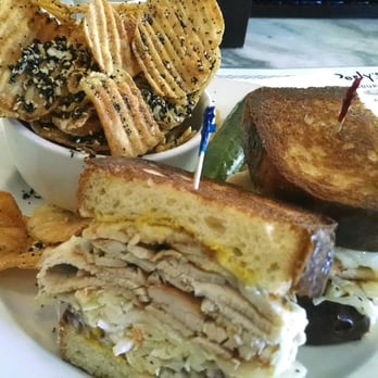 Perly's - Turkey Heaven! - Delis Near Me - Richmond, Virginia
