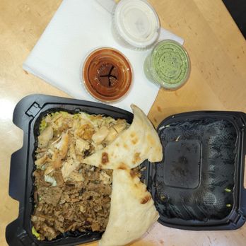 Chicken & Rice Guys - Small Combo lamb and chicken - Halal Near Me - Boston, Massachusetts