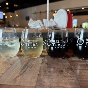 Bella Terra Vineyards - Dry wine flight - Wineries Near Me - Hunker, Pennsylvania