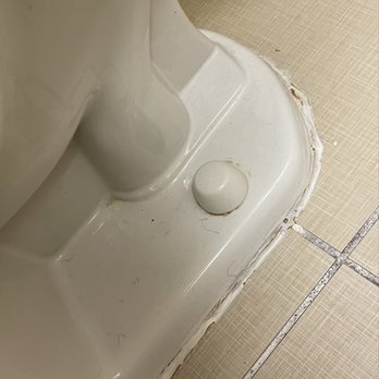 Circus Circus - Left side of toilet - Hotels Near Me - Las Vegas, Nevada Circus Circus - Left side of toilet - Hotels Near Me - Las Vegas, Nevada