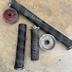 Go Pro Garage Door Service - Broken spring