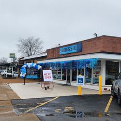 Just left... no line outside...GO NOW!!