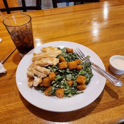 Wicho's House - Chicken Caesar Salad