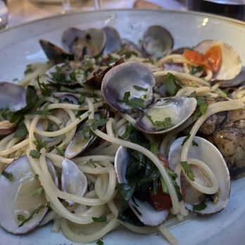 La Vecchia Signora - Pasta vongole - Italian Near Me - Copenhagen, 84 La Vecchia Signora - Pasta vongole - Italian Near Me - Copenhagen, 84