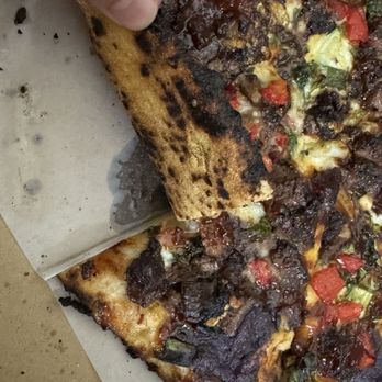 Da grateful dough - They offer charcoaled pizza - Pizza Near Me - Maui, Hawaii Da grateful dough - They offer charcoaled pizza - Pizza Near Me - Maui, Hawaii