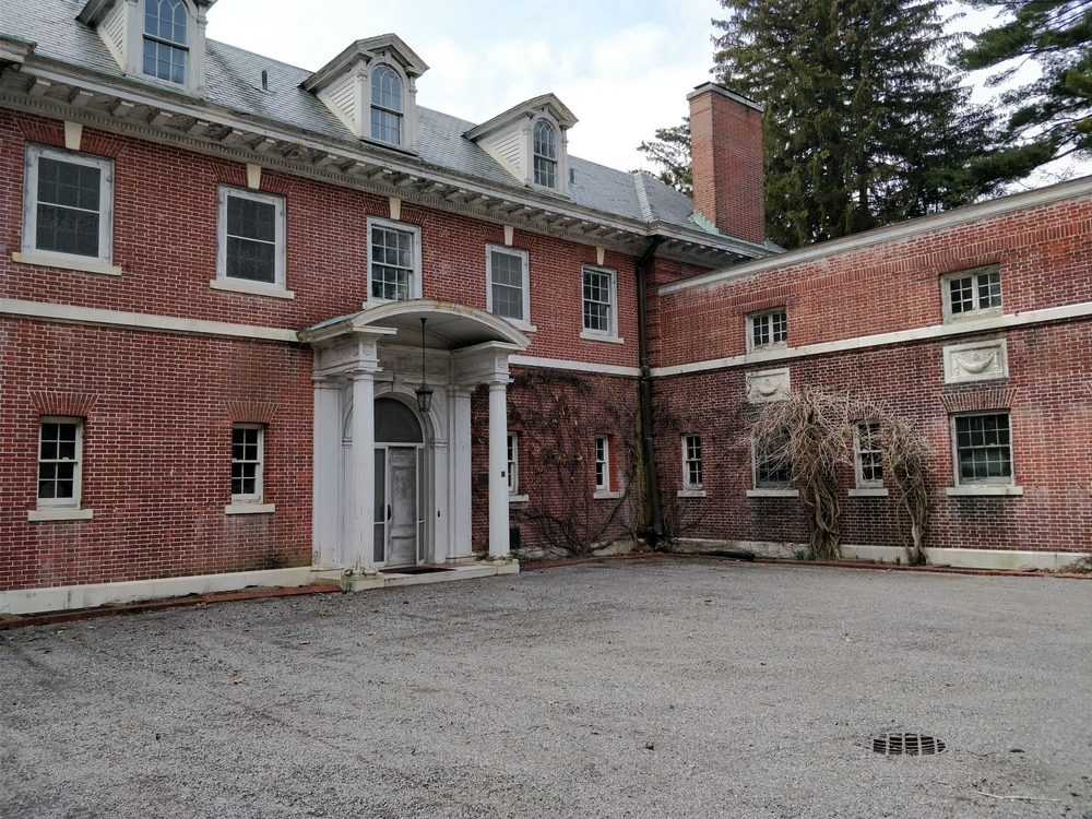 MERESTEAD Updated September 2024 455 Byram Lake Rd, Mount Kisco