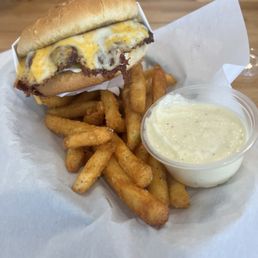 Single Krunch burger with fries and garlic Aoli