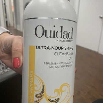 The Curl Whisperer - Then she followed up with this another extremely drying shampoo for 3c hair - Hair Stylists Near Me - Miami, Florida The Curl Whisperer - Then she followed up with this another extremely drying shampoo for 3c hair - Hair Stylists Near Me - Miami, Florida