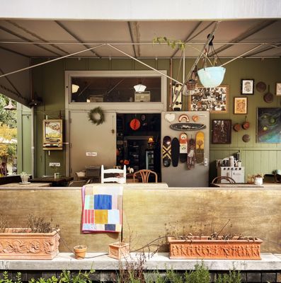 Lightwave Coffee & Kitchen by null