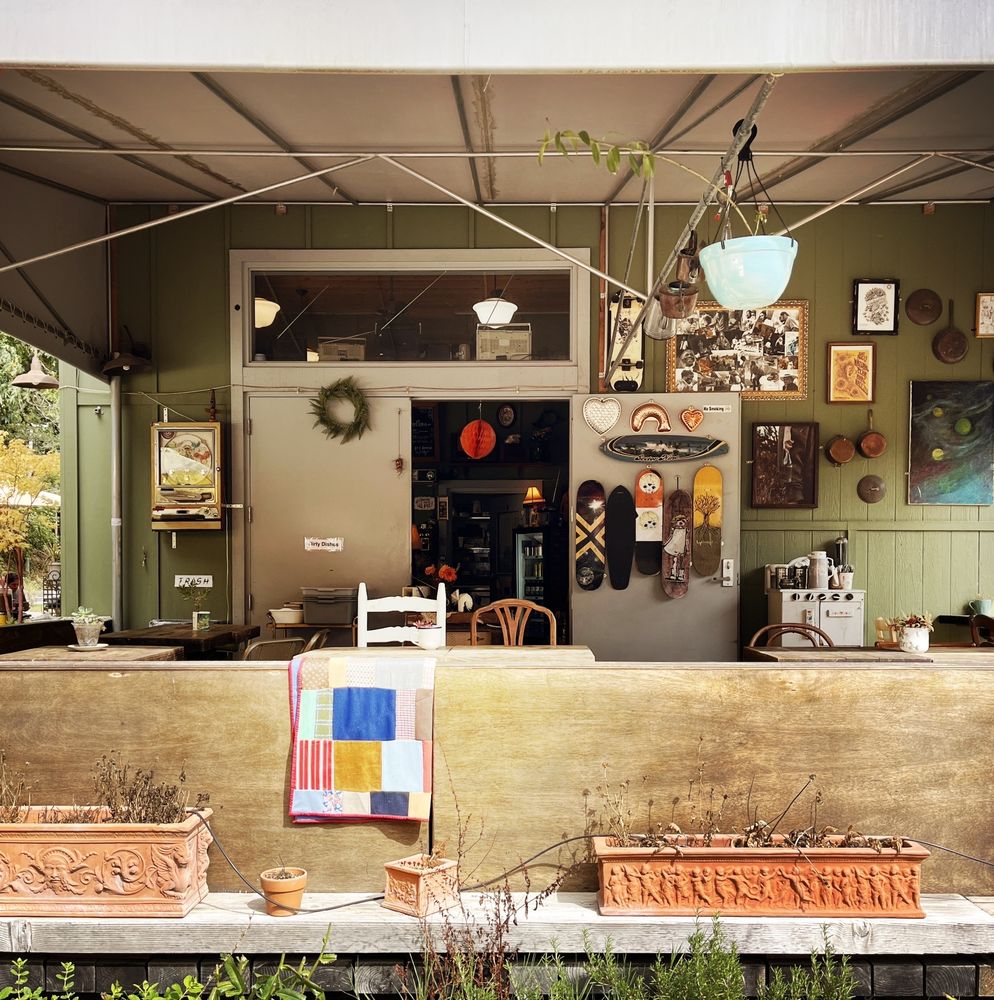 Lightwave Coffee and Kitchen - Photo 2