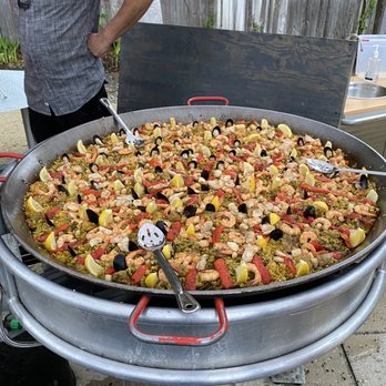 Real Paella Catering - Paella Mixta - Caterers Near Me Real Paella Catering - Paella Mixta - Caterers Near Me