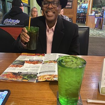 Quaker Steak & Lube - Hubby was ordering his food it was his birthday - American Near Me - Cincinnati, Ohio Quaker Steak & Lube - Hubby was ordering his food it was his birthday - American Near Me - Cincinnati, Ohio