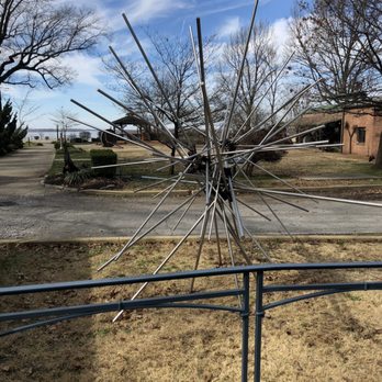 Metal Museum - Sculpture outside - Art Museums Near Me - Memphis, Tennessee