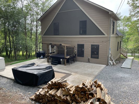 Rollison Masonry and General Contracting Logo