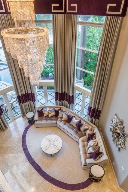 Slide of Full Service USA