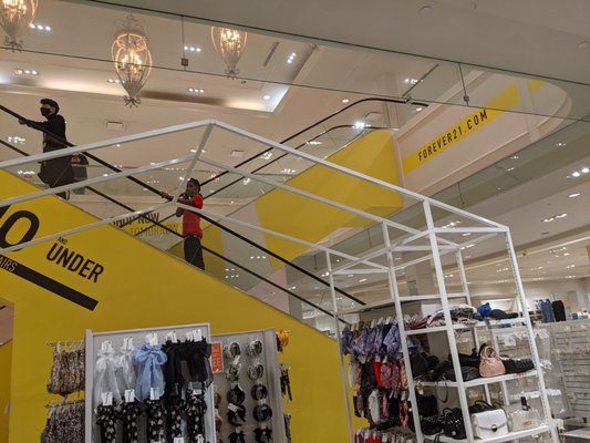 North Star Mall by null