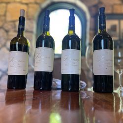 Forman Vineyard Visitor Center - Great wine tasting experience