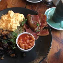 Proud Mary's - Full english breakfast