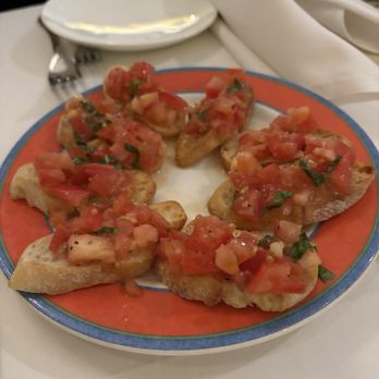 La Mia Cucina - Complimentary bruschetta - Italian Near Me - Pacific Grove, California La Mia Cucina - Complimentary bruschetta - Italian Near Me - Pacific Grove, California