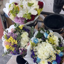 $15 bouquets $15 bouquets