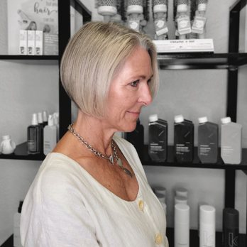 Trio Srq At Salon - Classic bob - Hair Extensions Near Me - Sarasota, Florida Trio Srq At Salon - Classic bob - Hair Extensions Near Me - Sarasota, Florida