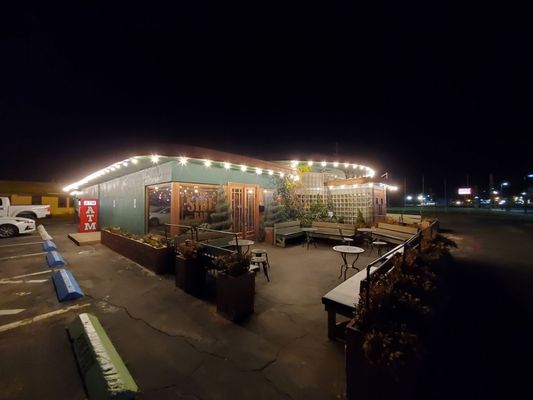 The Side Bar by null