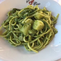 Pesto pasta entree. Not great.
