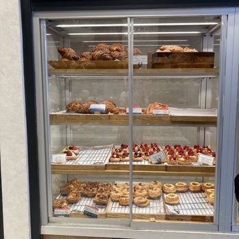 Paris Baguette - 06/25/23 - Coffee & Tea Near Me - New York, New York Paris Baguette - 06/25/23 - Coffee & Tea Near Me - New York, New York