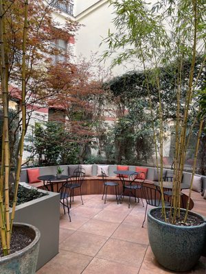 Victoria Palace Hotel by null