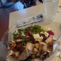 The Kitchen by Brandon - Strawberry salad with grilled chicken