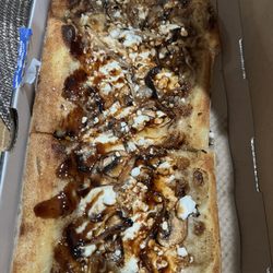 &pizza - Moonstruck pizza-  mushroom