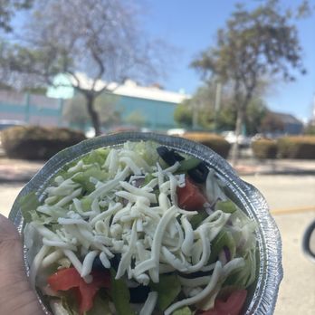 Brickhouse Pizza - SALAD   CHEESE  TOMATO GREEN BELL PEPPER  OLIVES  RED ONION - Pizza Near Me - Whittier, California