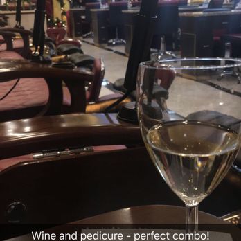 Anthony Vince Nail Spa - Nail Salons Near Me - Brookfield, Wisconsin