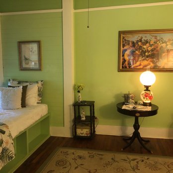 Grady House Bed & Breakfast - Hotels Near Me - High Springs, Florida Grady House Bed & Breakfast - Hotels Near Me - High Springs, Florida