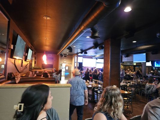On the Rocks Bar & Grill by null