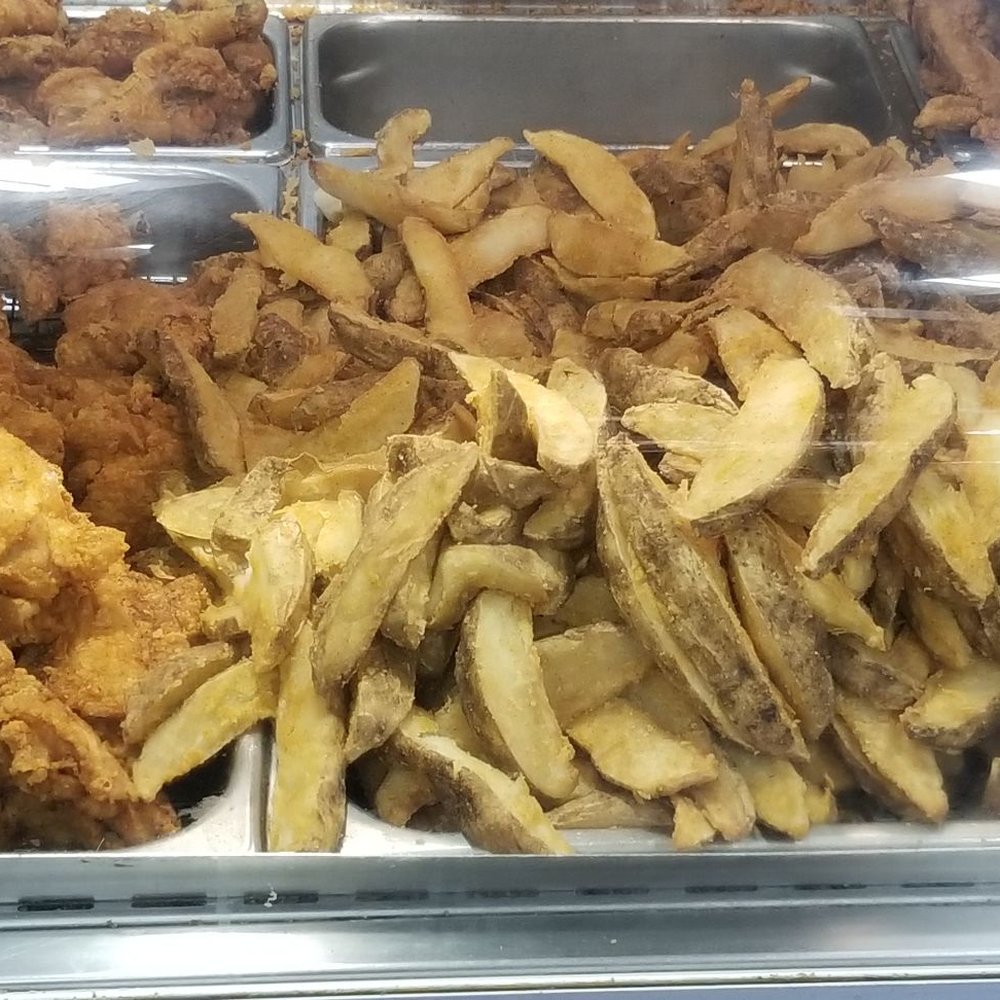 Chicken 'n potato wedges! Chicken 'n potato wedges!