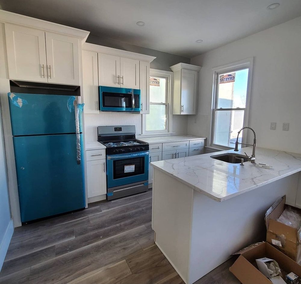 Slide of Ulloa Construction